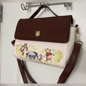 LIKE NEW Loungefly Winnie the Pooh Crossbody Purse